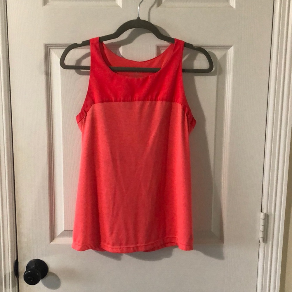 Workout top